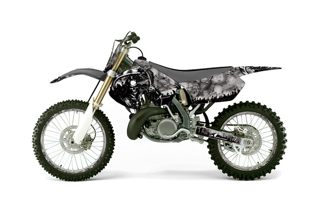Suzuki RM 250 Dirt Bike Graphic Kit - 1999-2000 Reaper Silver